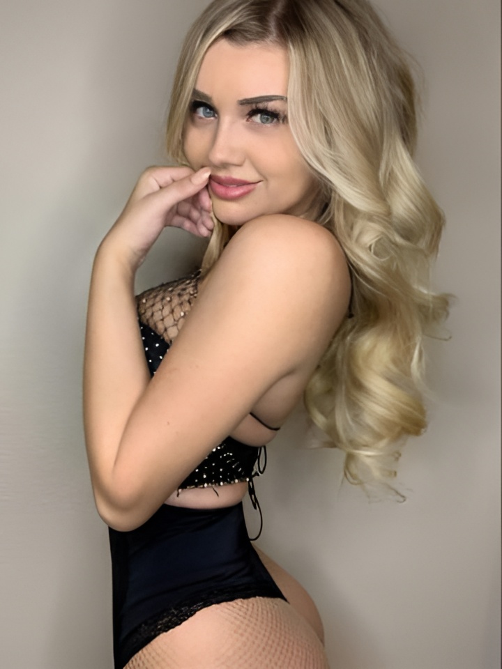 Индивидуалка Адель, доступна для личного знакомства от 2000 руб