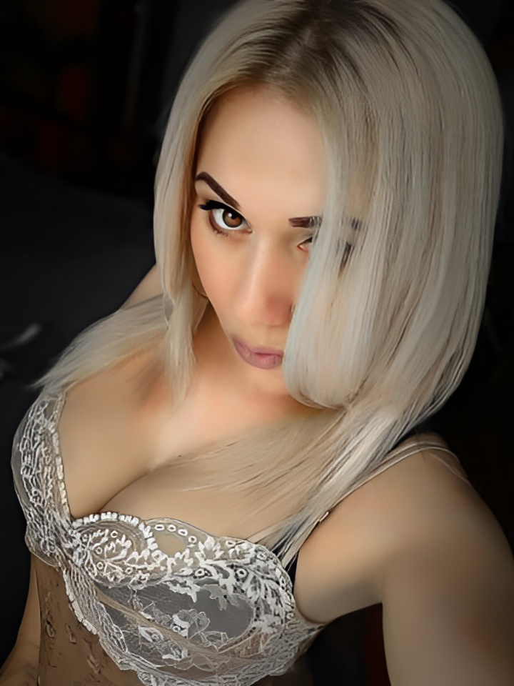 Индивидуалка Рената, доступна для личного знакомства от 3000 руб