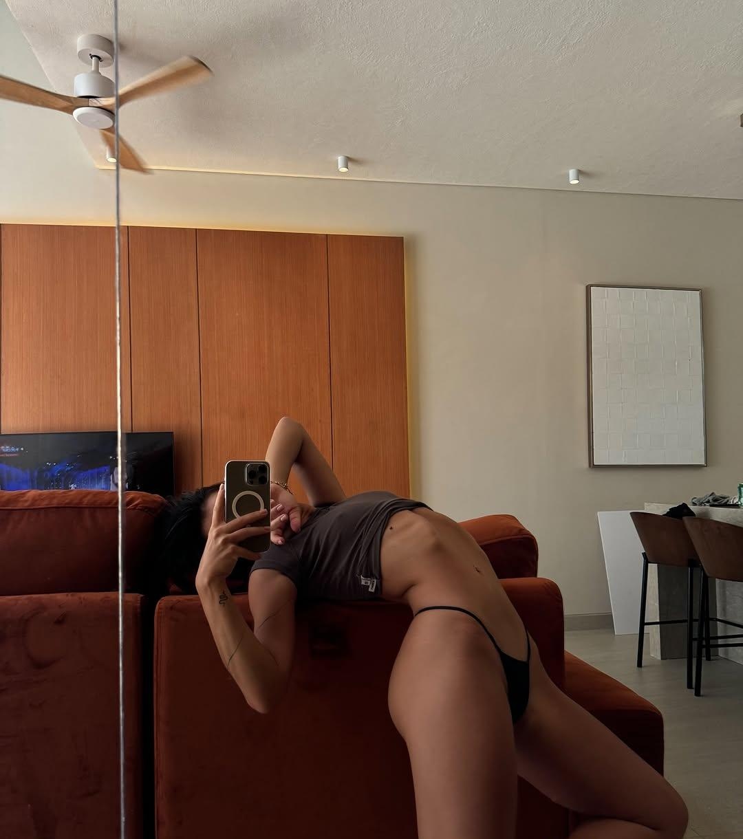 Марина привлекательная девушка из Вольска цена от 6000 руб